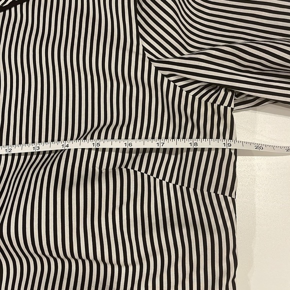 Talbots Stripe Cotton Top Size M - Picture 7 of 8